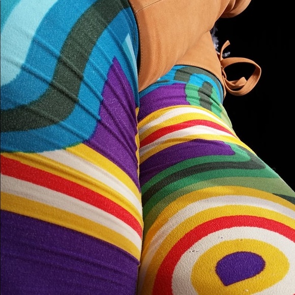 Meet your Posher, Melina - Picture 6 of 12